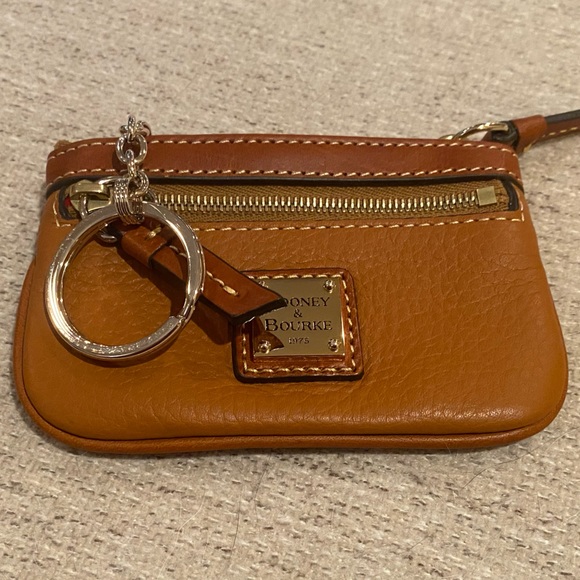 Dooney & Bourke Handbags - Dooney & Bourke key chain